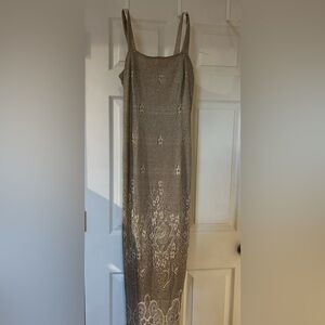 Stunning Vanessa Stevens dress